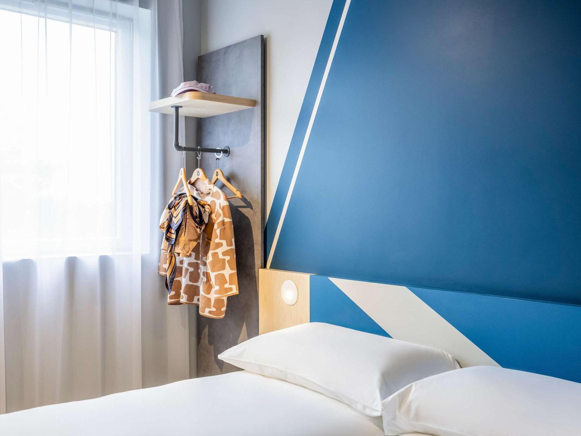 Ibis Budget Arlon Porte Du Luxembourg Buitenkant foto