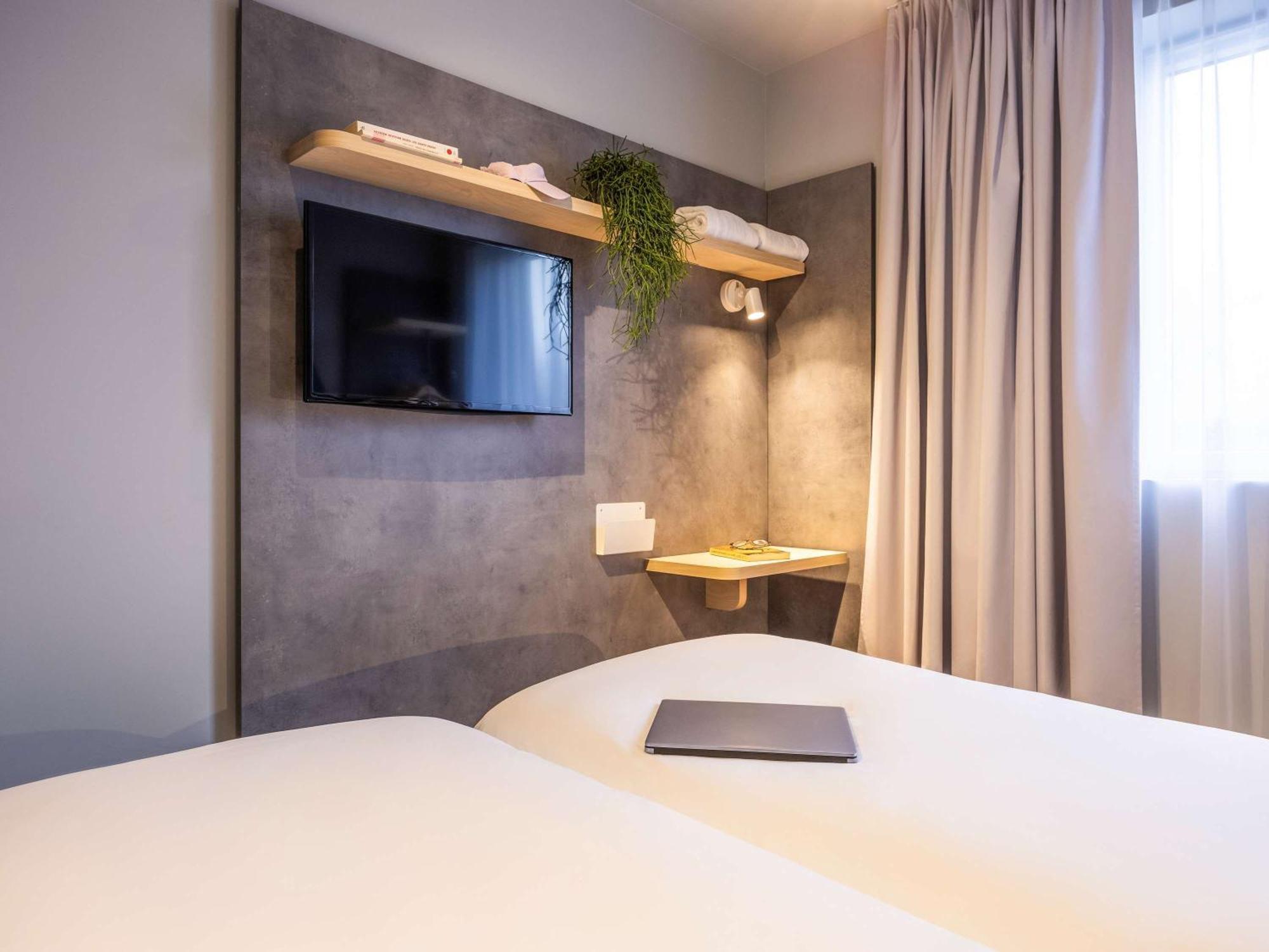 Ibis Budget Arlon Porte Du Luxembourg Buitenkant foto